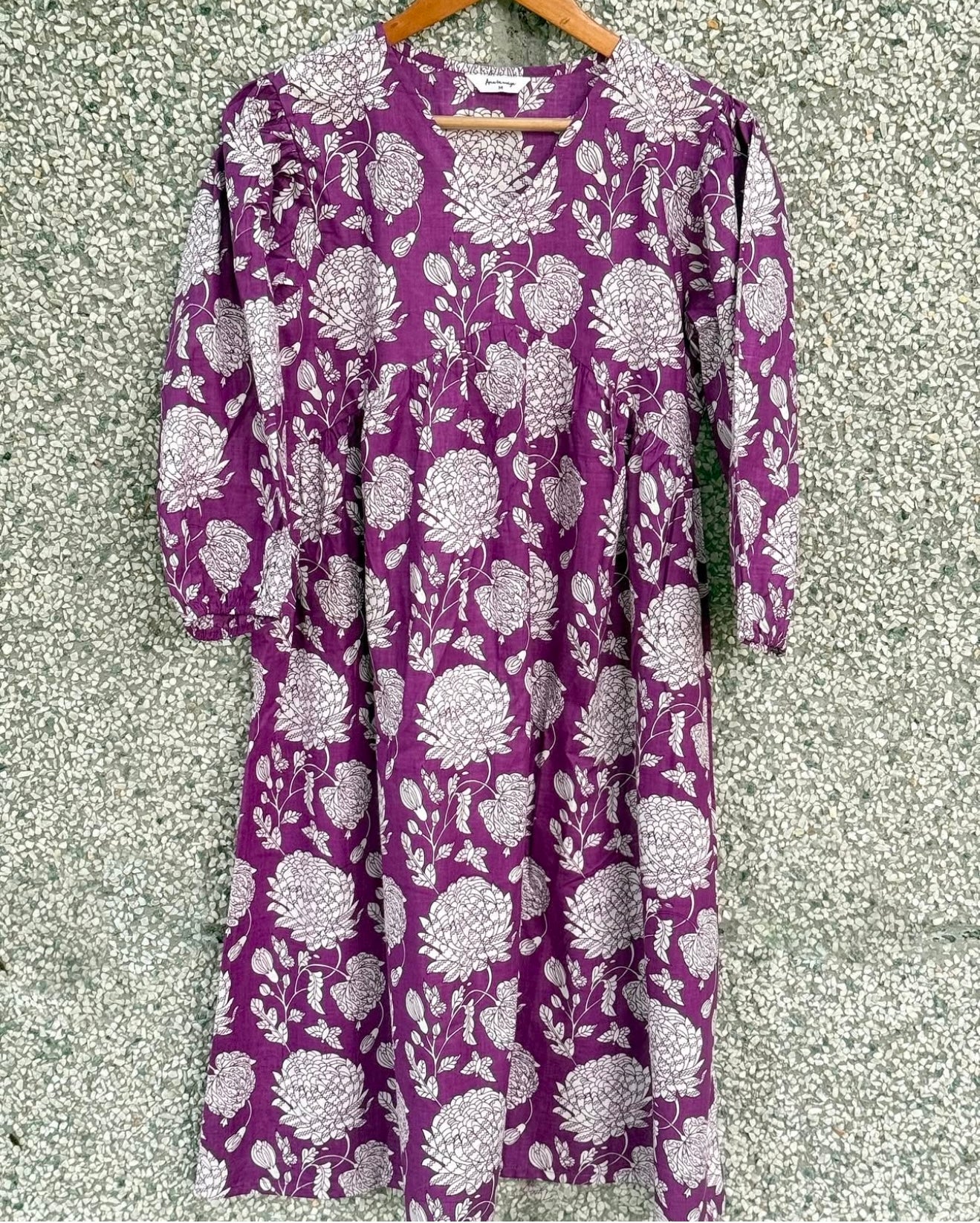 SHORT GATHERED DRESS WITH ELASTICATED SLEEVES