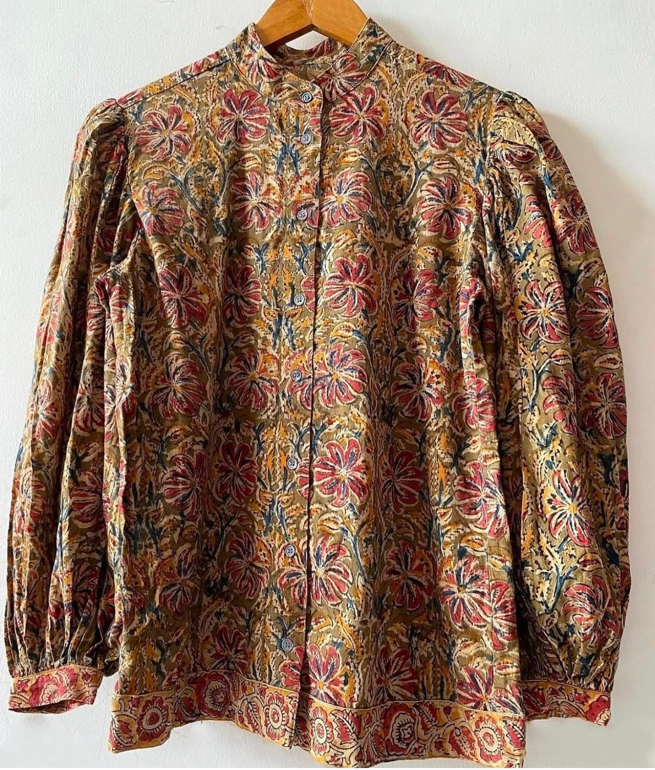 BAND COLLARED FRONT PLACKET SHIRT WITH PUFFED SLEEVES