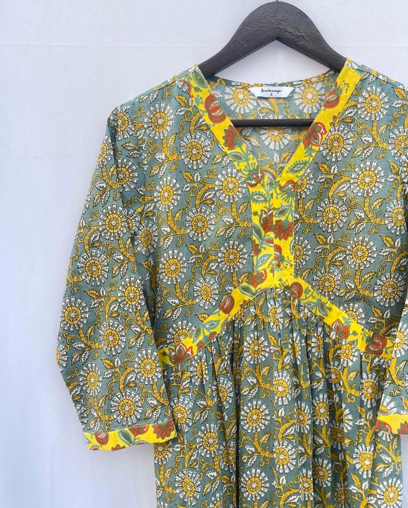 ALIA CUT LONG KURTA WITH BORDER DETAILING