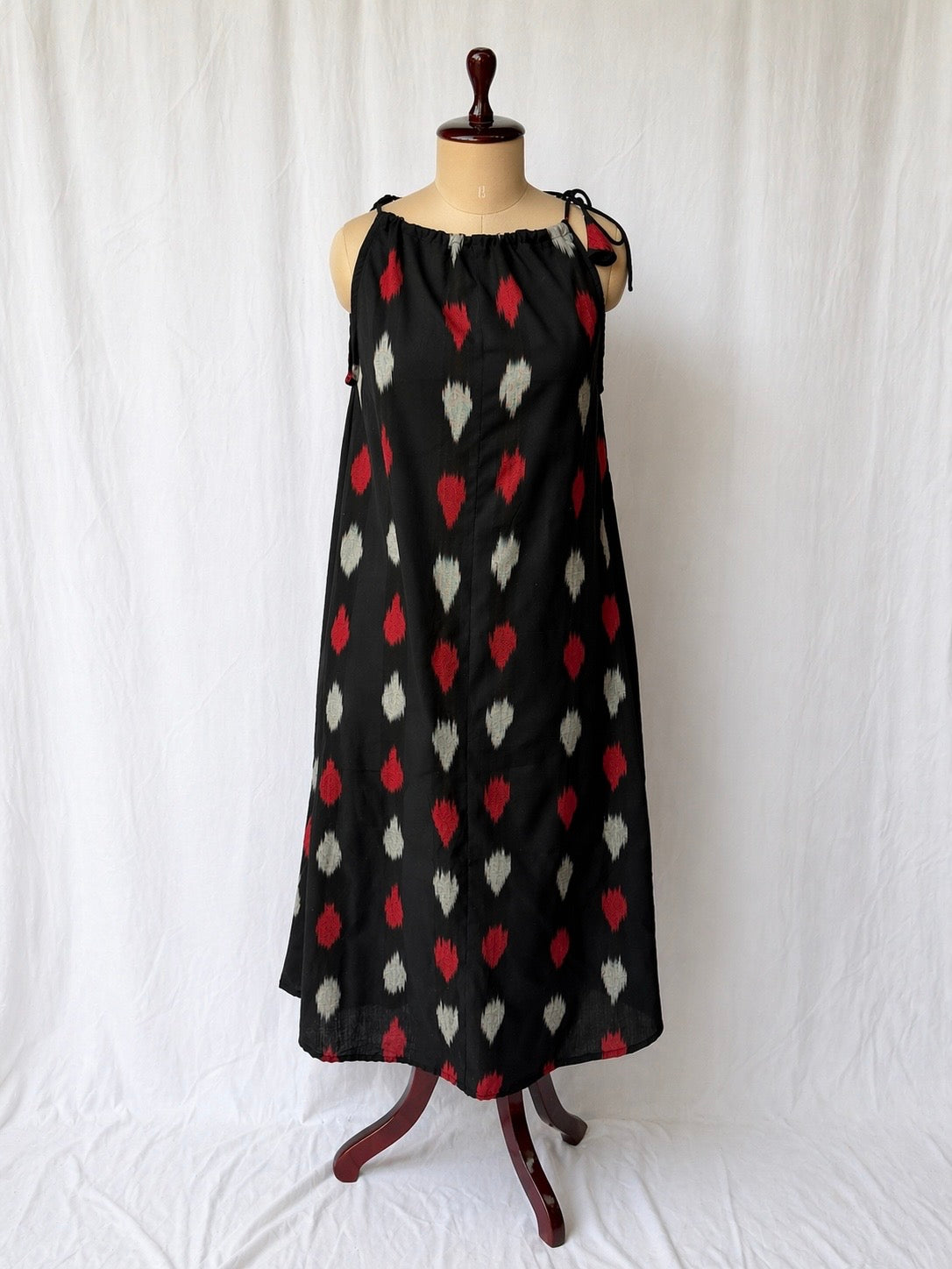 HALTER NECK A-LINE MAXI DRESS