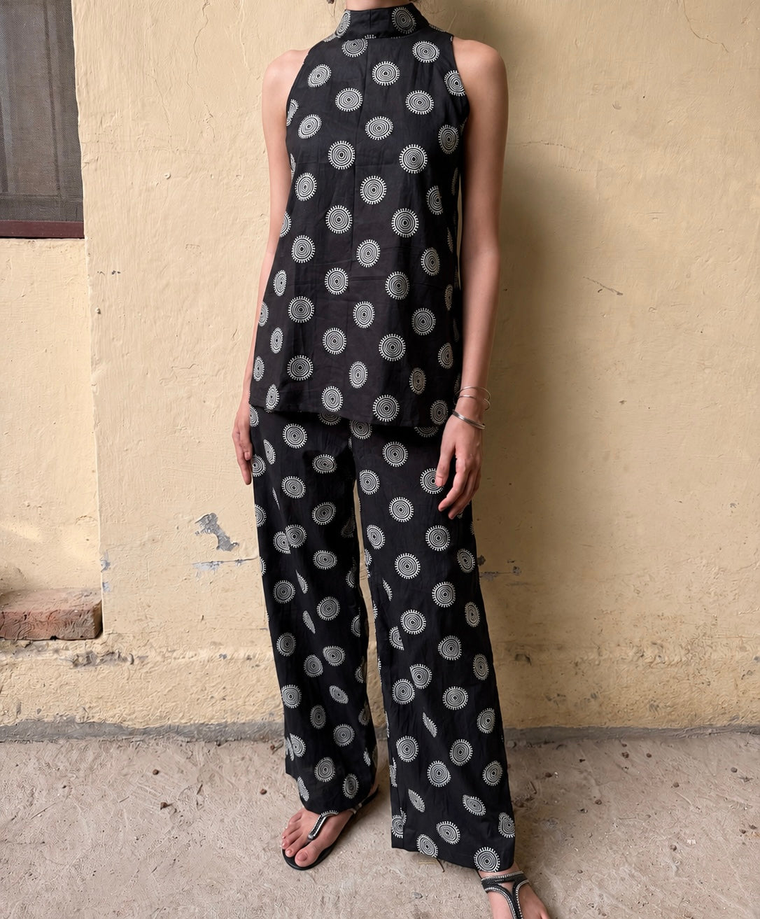 SHORT HALTER KURTA SET