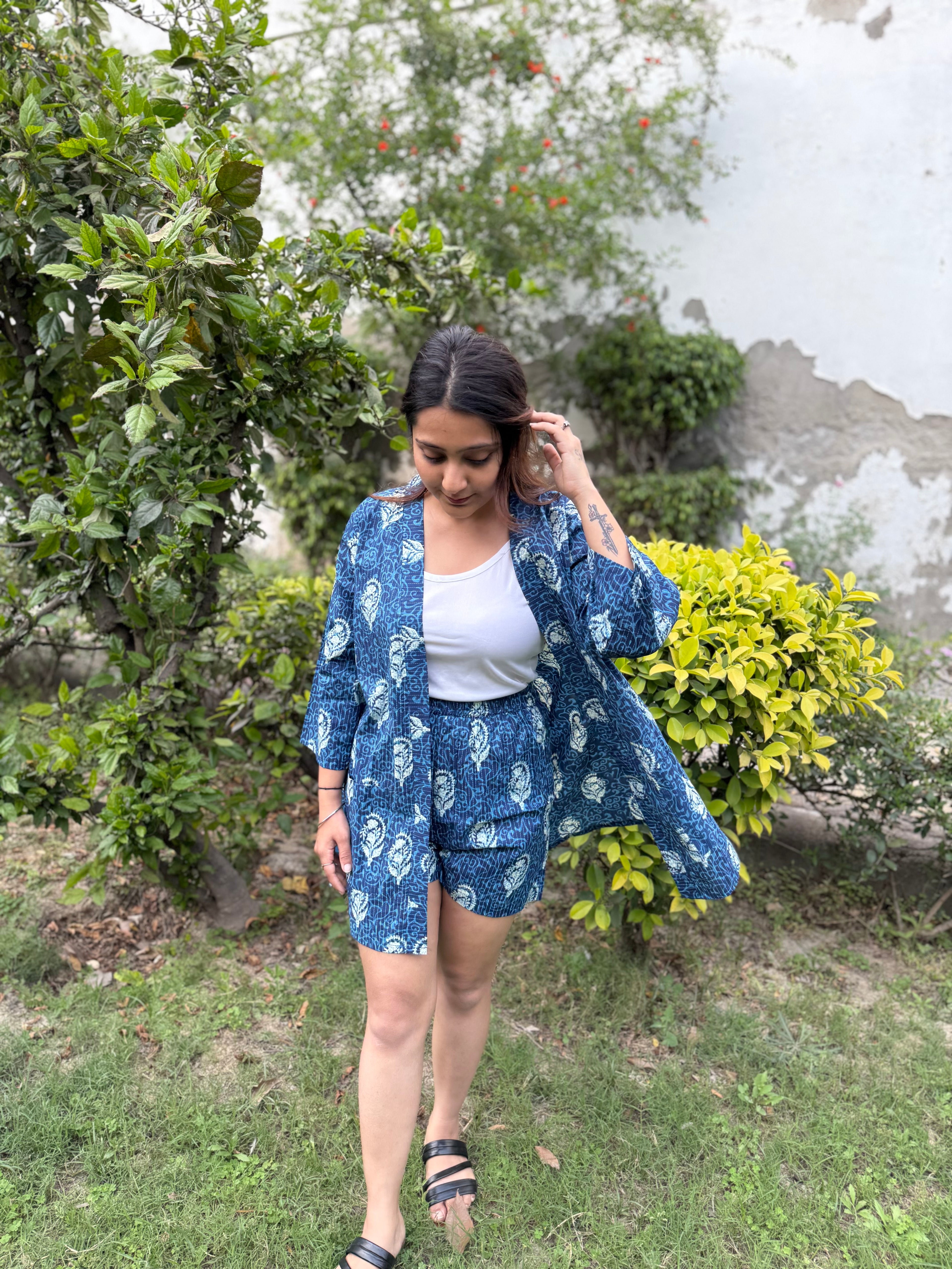 SHRUG SET WITH SHORTS