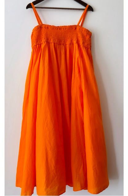 SOLID STRAPPY VOLUMINOUS DRESS