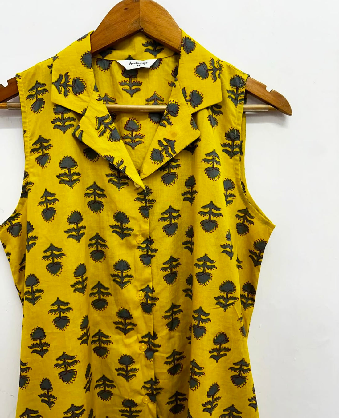 BUTTON DOWN DRESS WITH CUBAN COLLAR