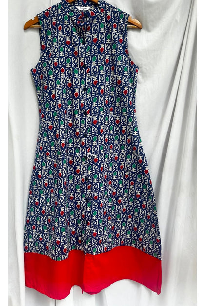 BUTTON DOWN DRESS WITH SOLID BORDER