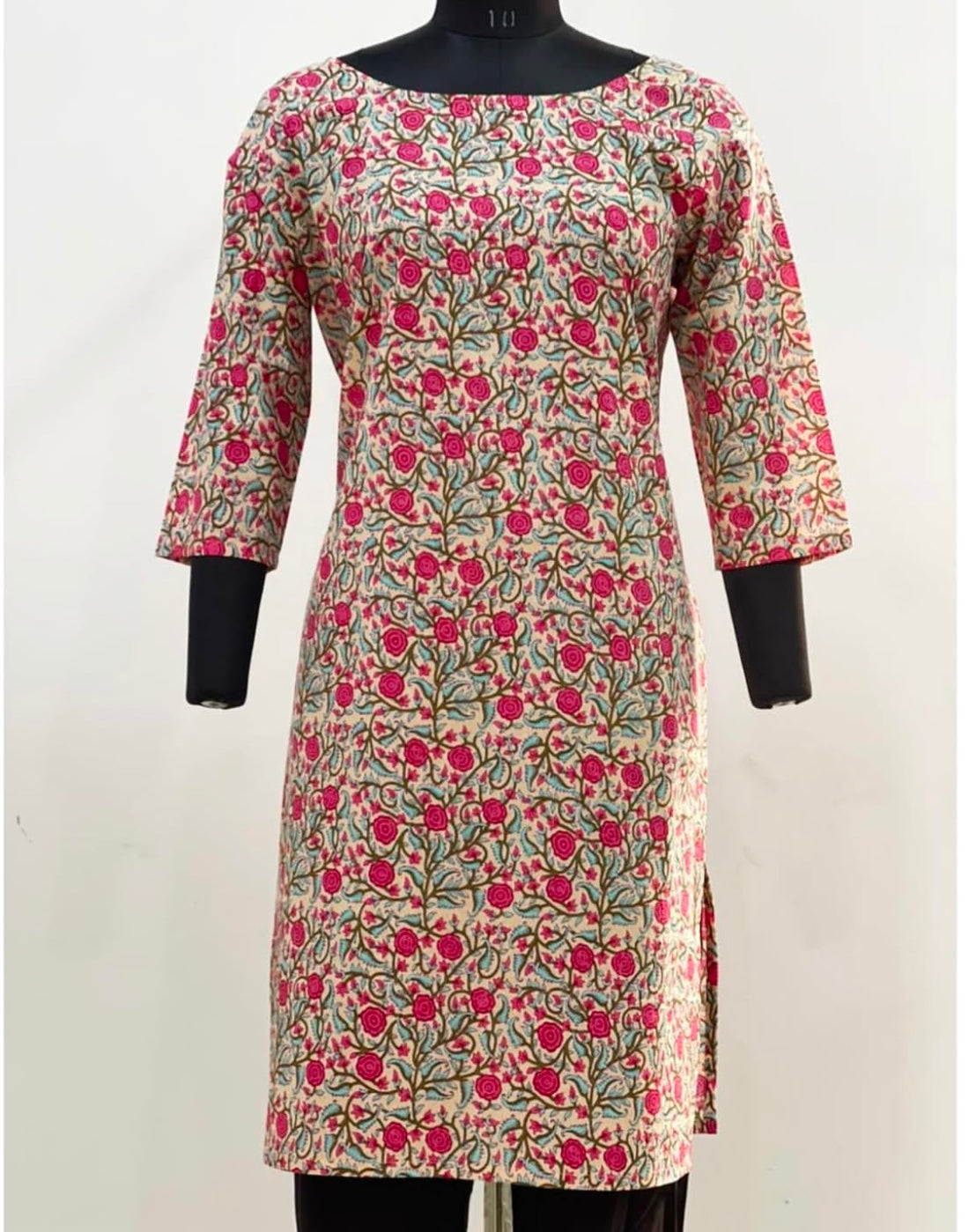BASIC LONG KURTA WITH BOAT NECK