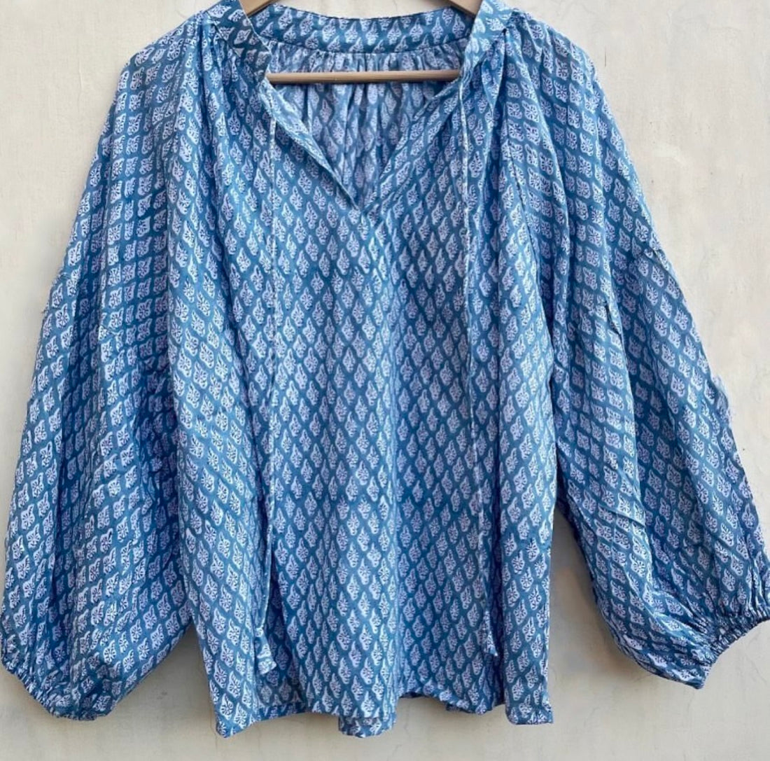 FRONT KNOT BALLOON TOP