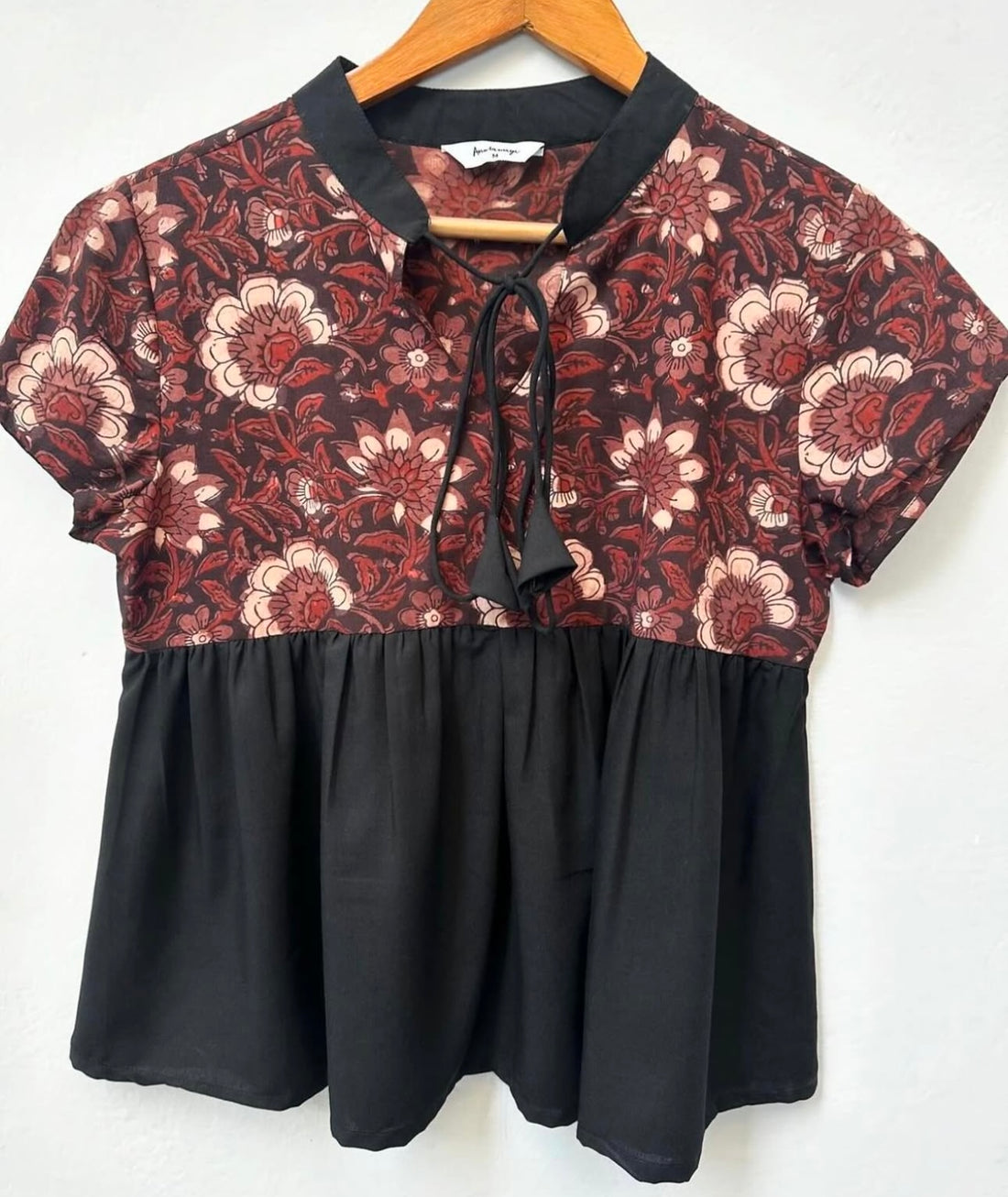 PATCH FRONT TIE TOP