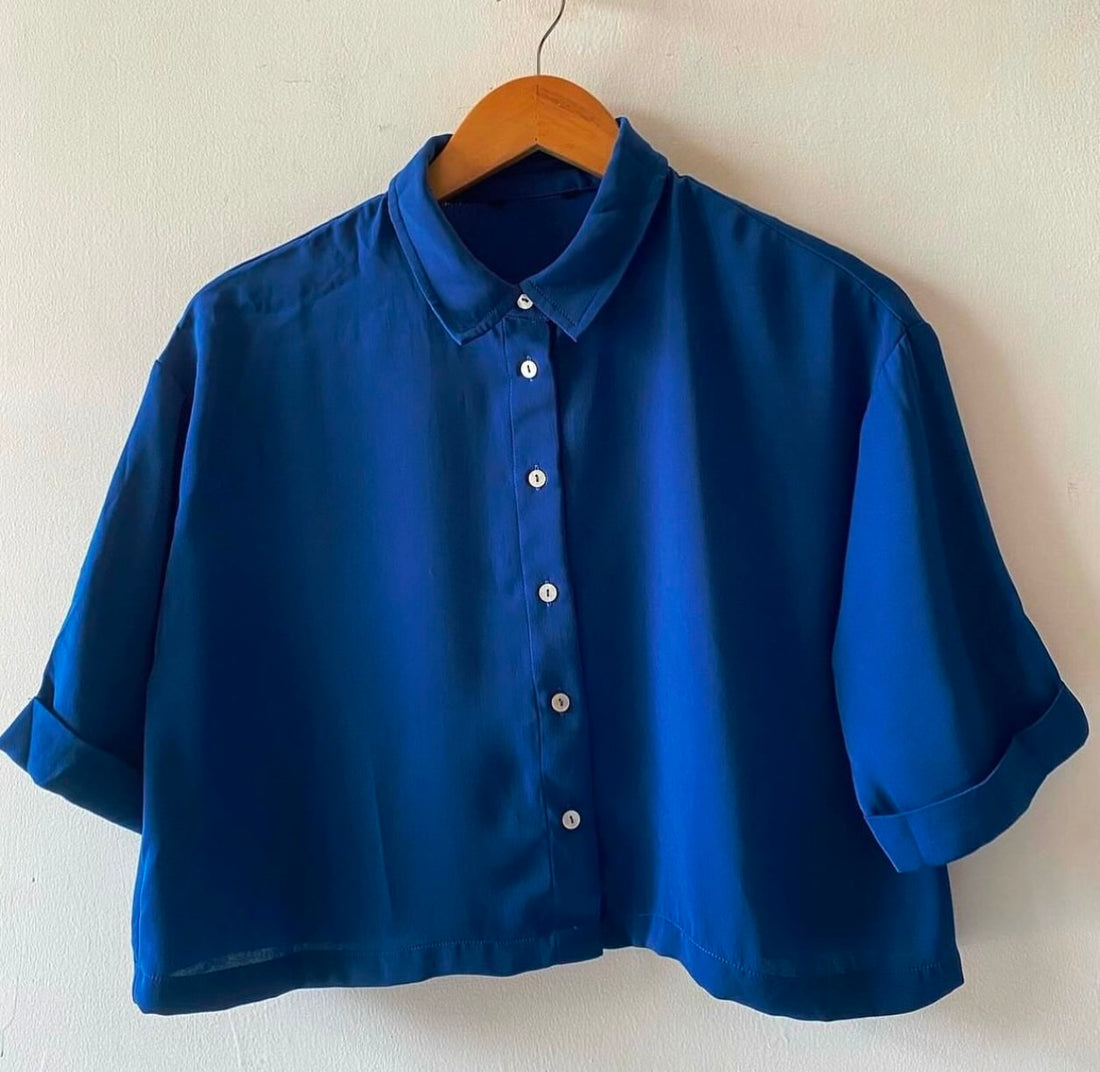 CROPPED SOLID SHIRT