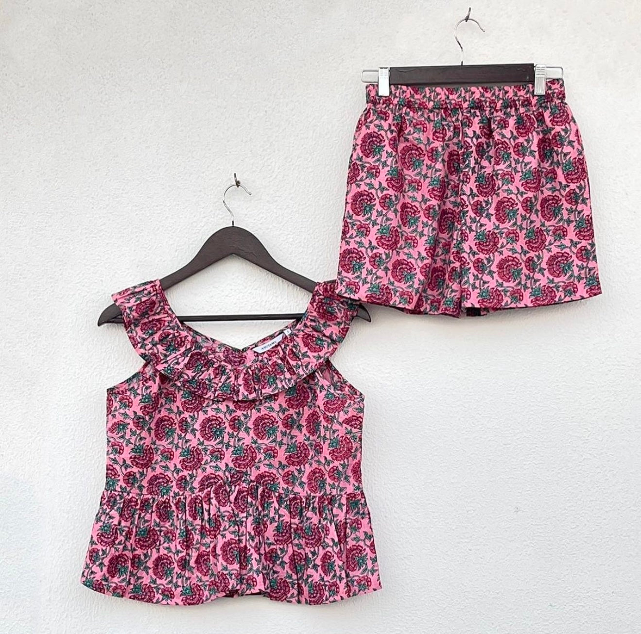 BUTTERFLY TOP SHORTS SET