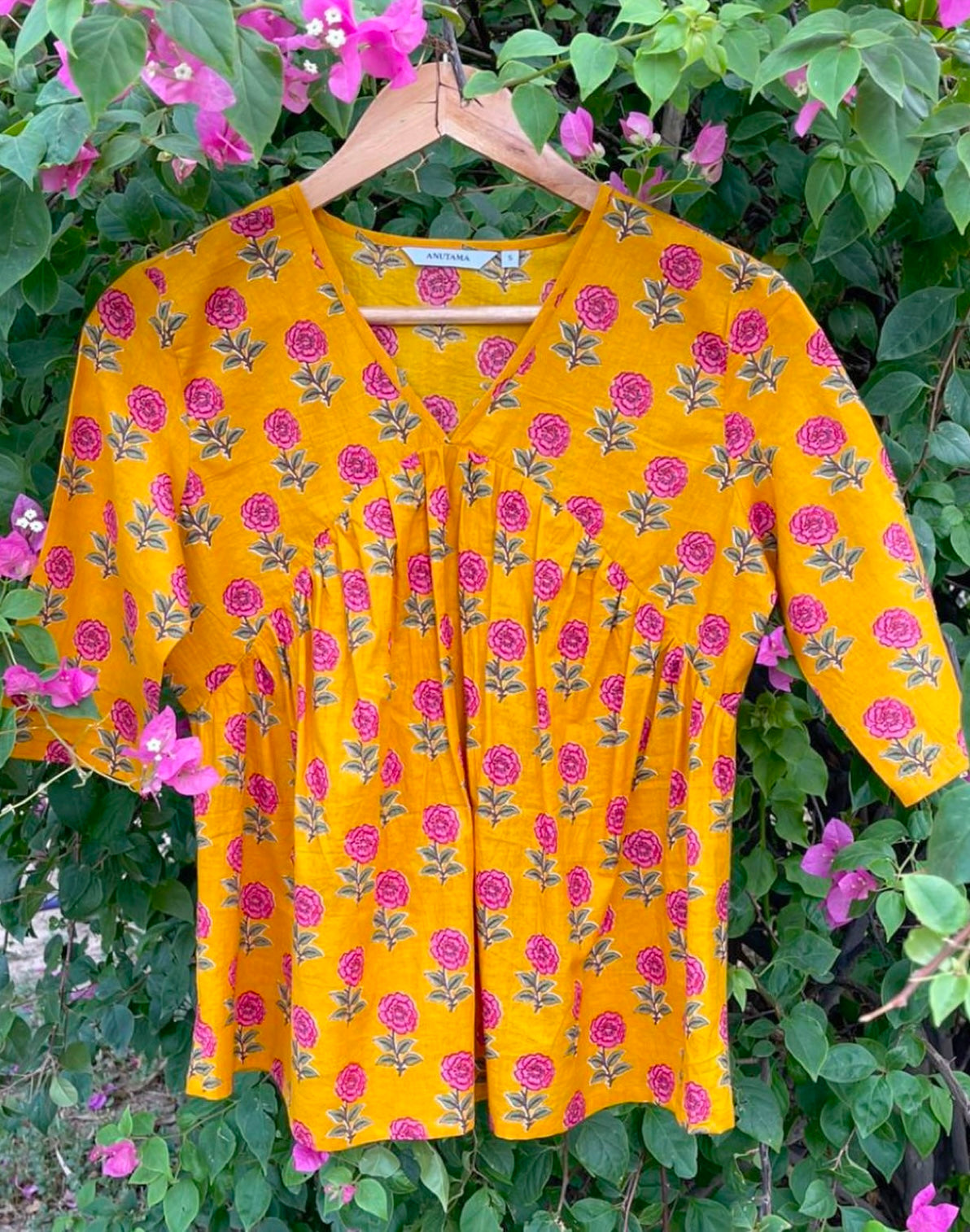 GATHERED TOP