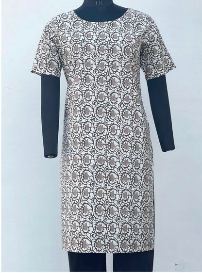BASIC ROUND NECK LONG KURTA WITH SHORT SLEEVES