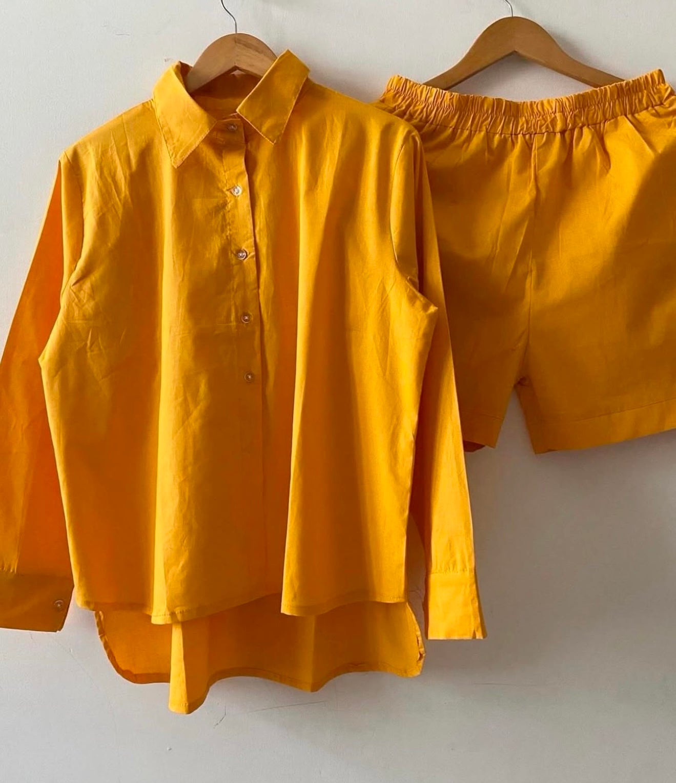 SOLID SHIRT SHORTS SET