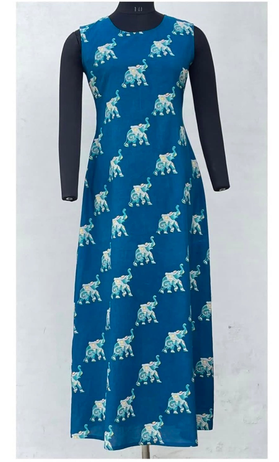 ESSENTIAL MAXI GOWN