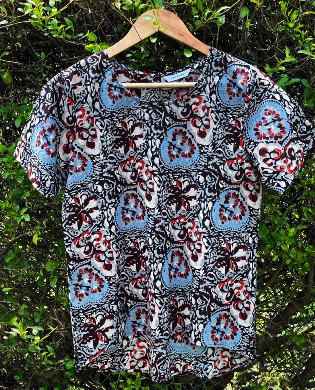 BASIC UNEVEN TOP