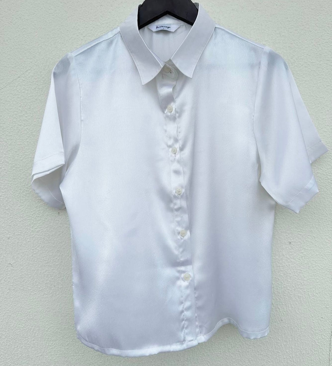SATIN STRAIGHT COLLARED SHIRT