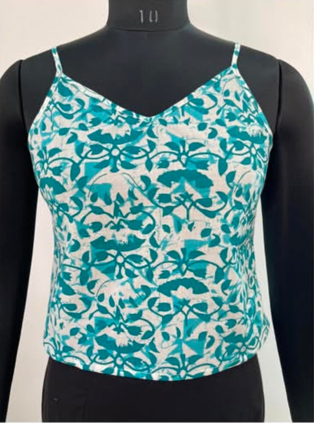 BASIC CAMISOLE WITH V-NECK