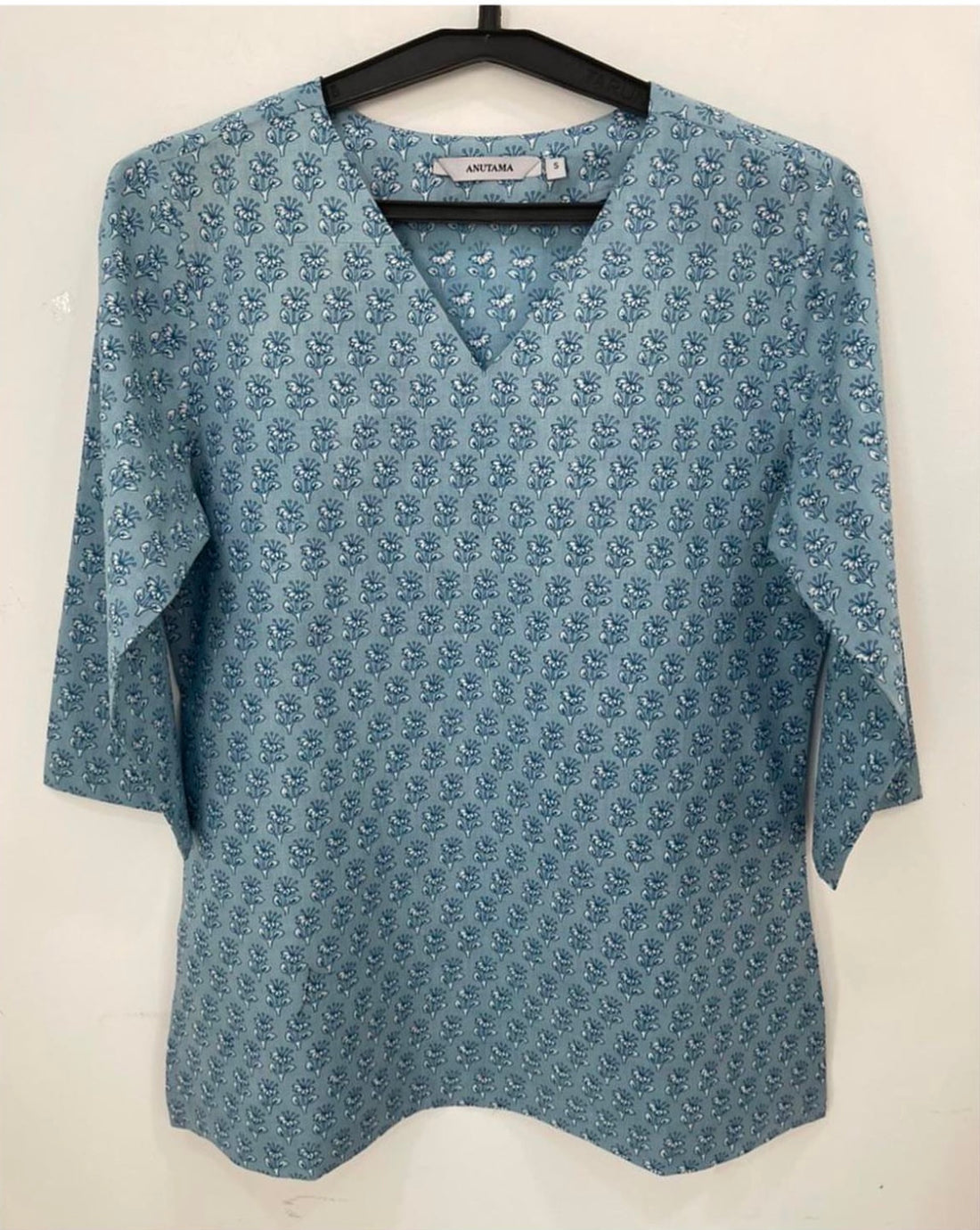 SHORT KURTA WITH V-NECK