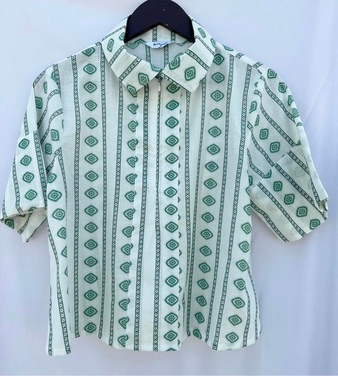 STRAIGHT COLLARED SHIRT WITH FRONT ZIP DETAILING