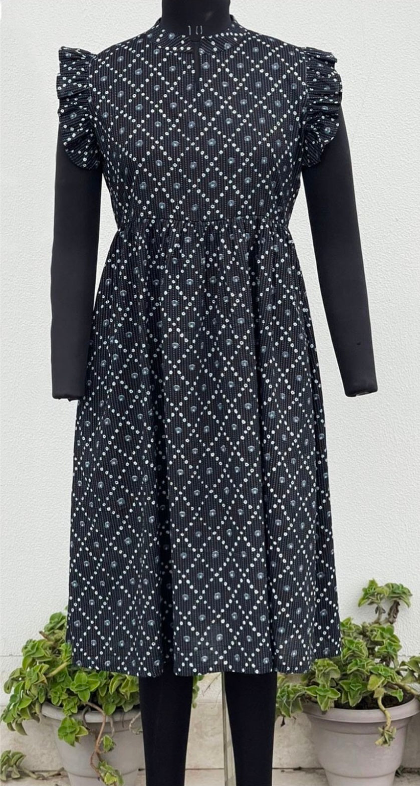 BAND NECK DRESS WITH RUFFLED SLEEVES