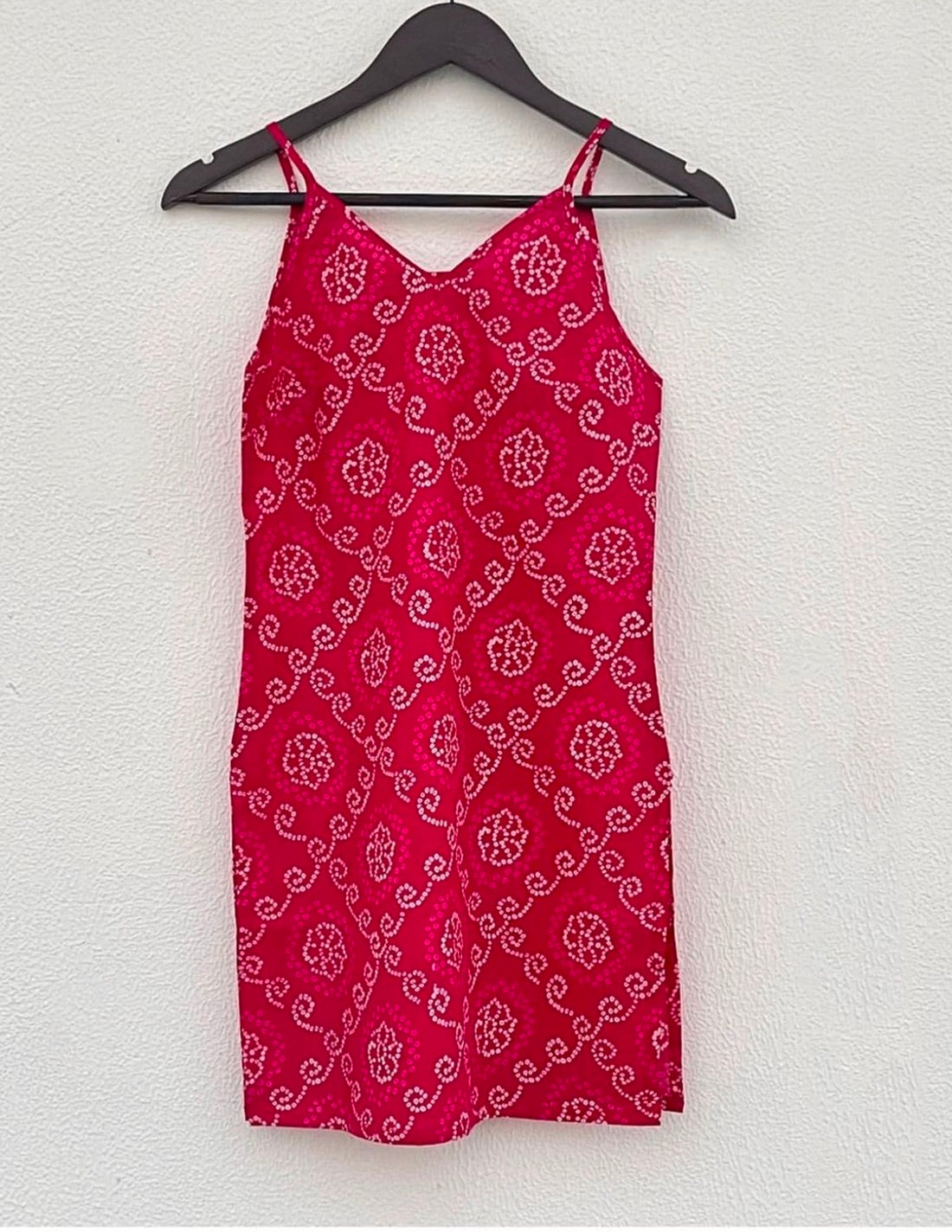 SHORT STRAPPY KURTA