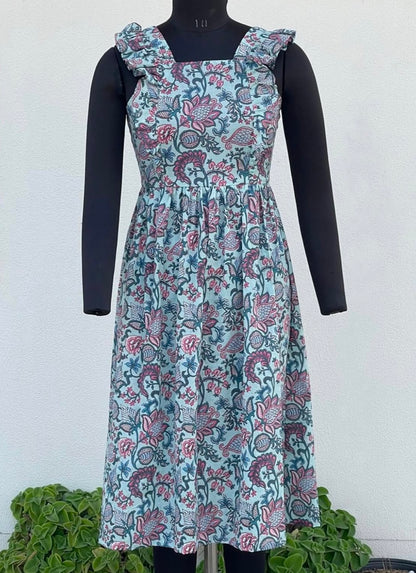 BACK KNOT STYLED RUFFLED DRESS