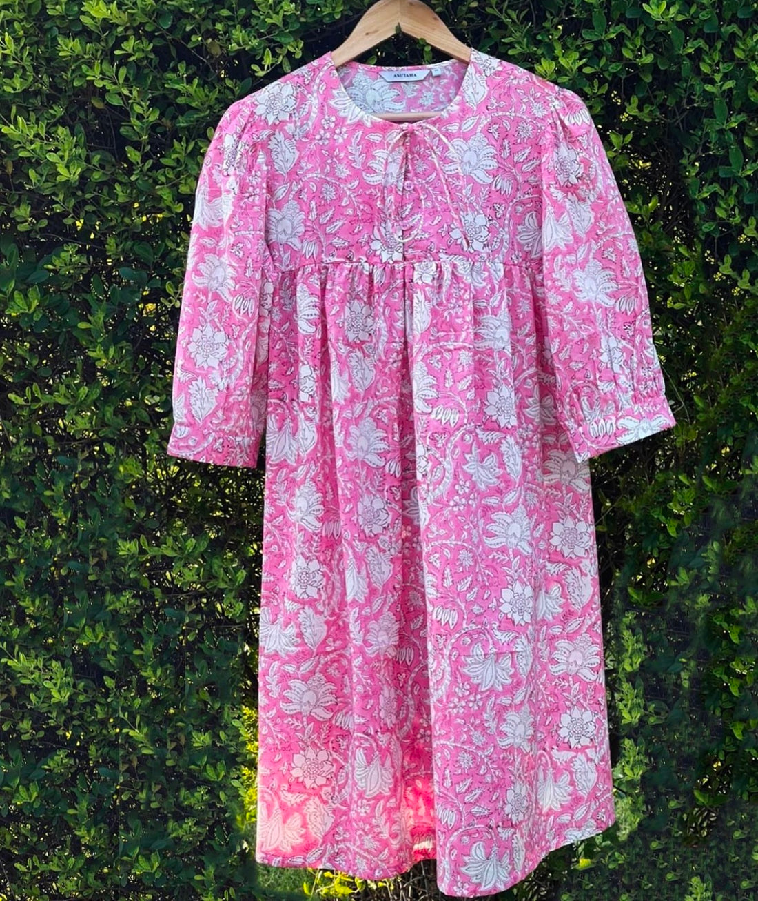 OVERSIZED BALLOON DRESS WITH FRONT KNOT NECK