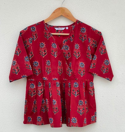 OVERLAPPED TOP WITH SHORT SLEEVES