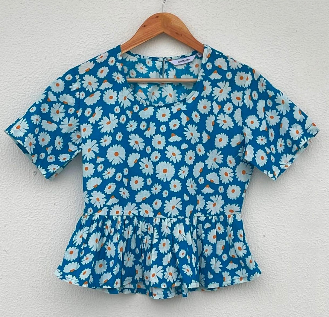 BOTTOM FRILL TOP