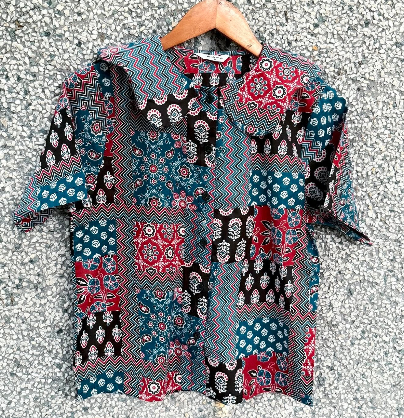 PETER PAN COLLARED SHIRT