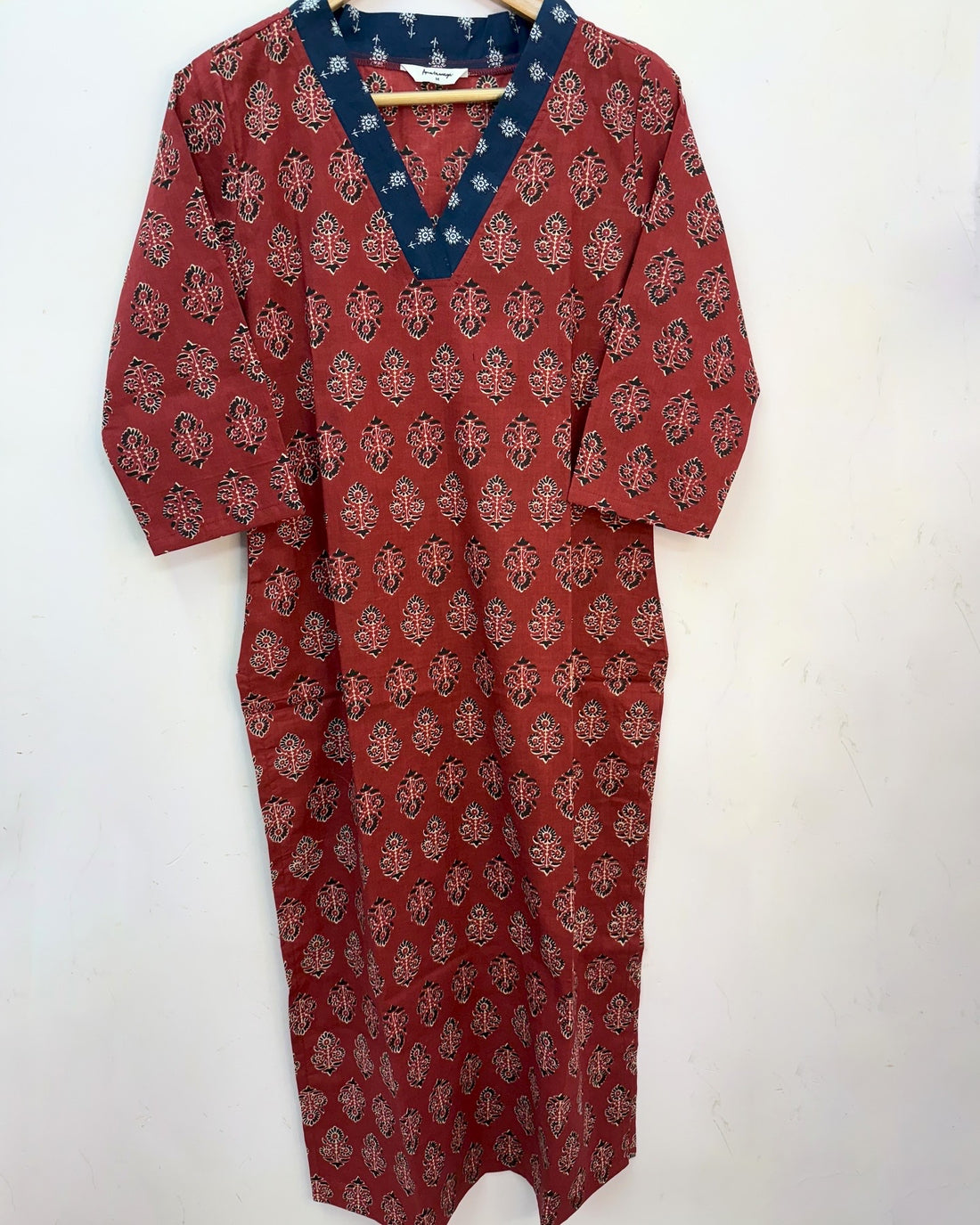 LONG KURTA WITH PATCHED-DETAILING