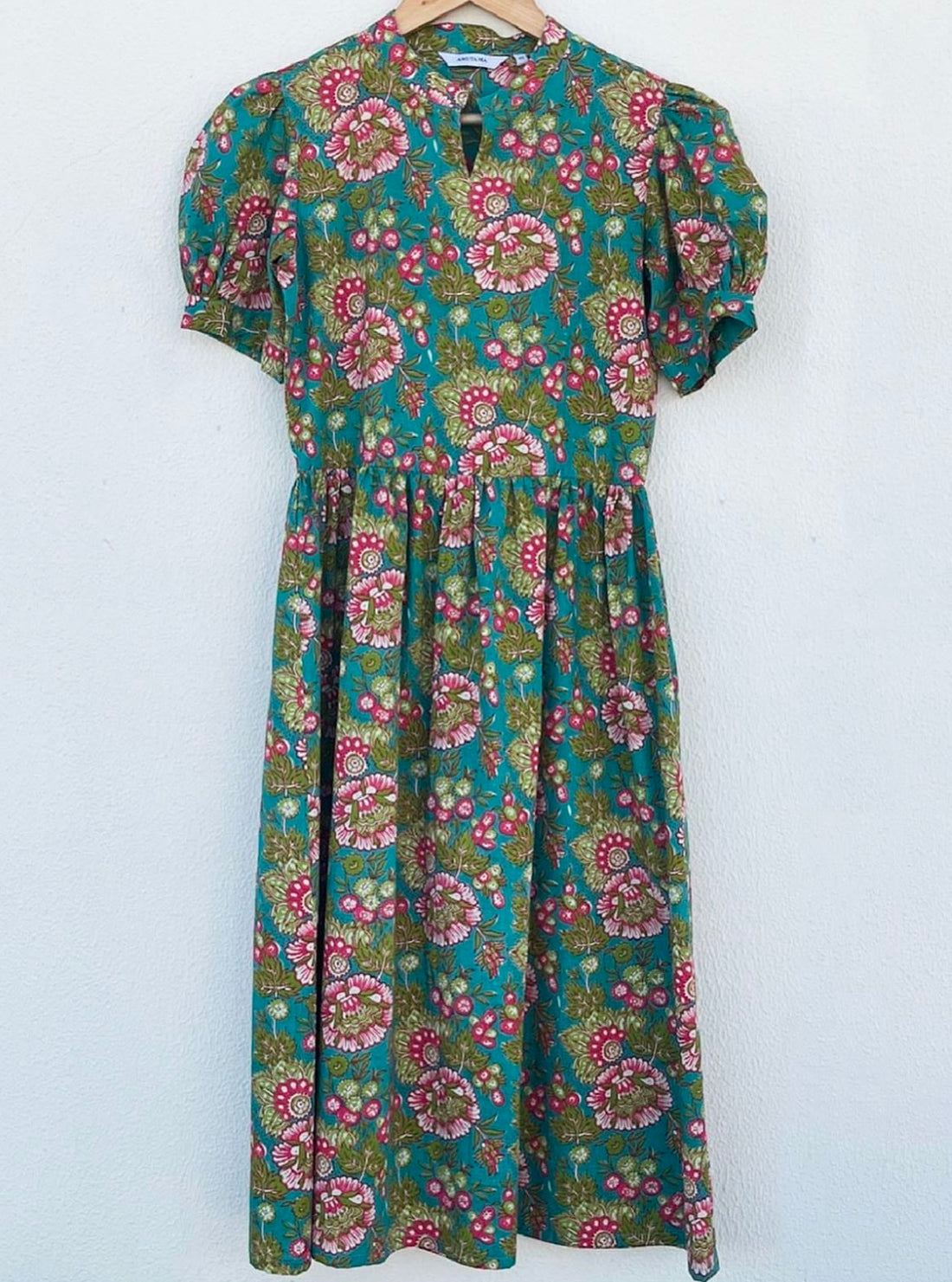 MANDARIN COLLARED PUFFED SLEEVES GATHERED DRESS