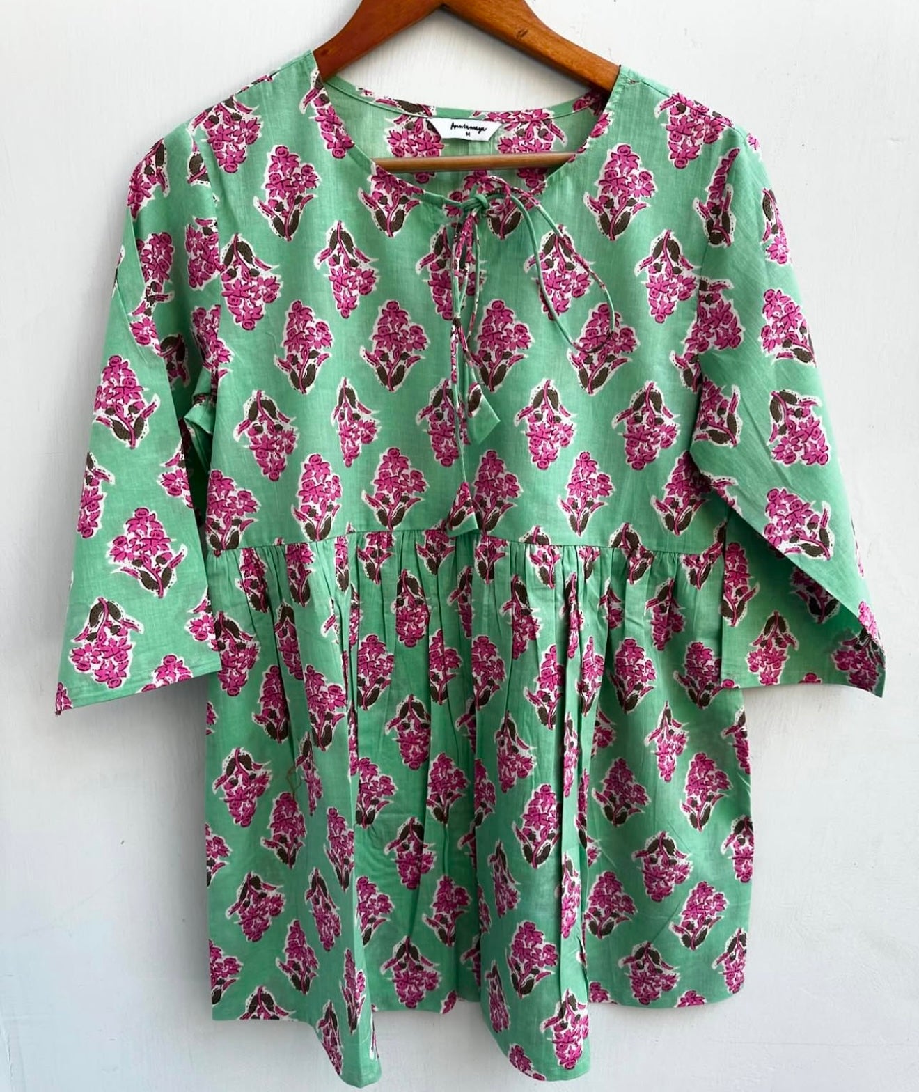 SHORT GATHERED KURTA WITH FRONT NECK KNOT