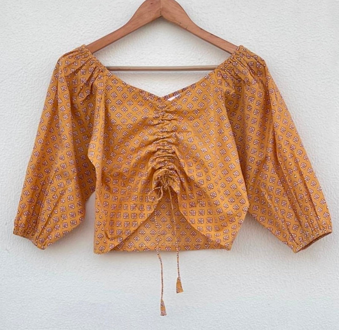 FRONT DRAWSTRING- DETAIL TOP