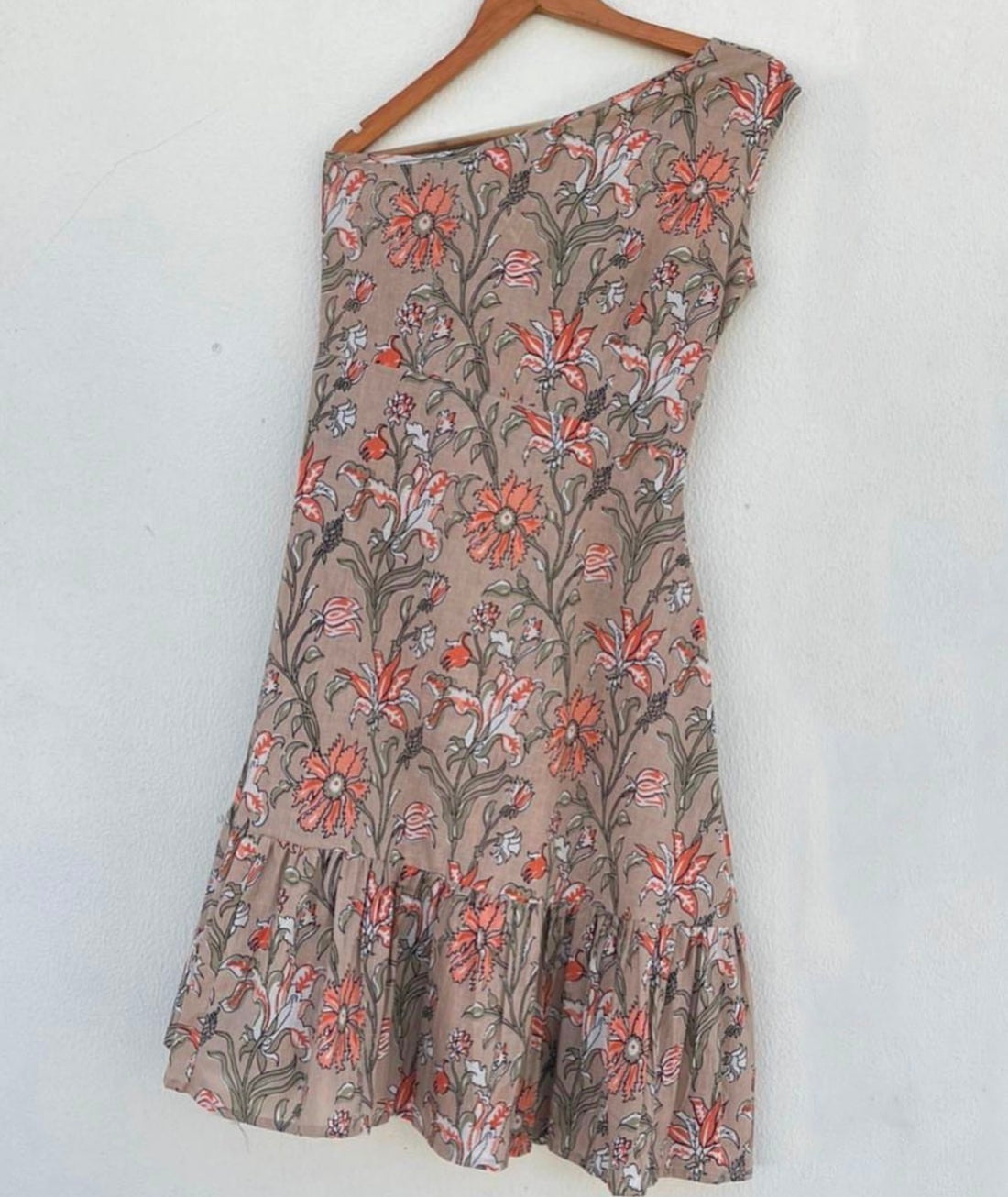 OFF-SHOULDER DRESS