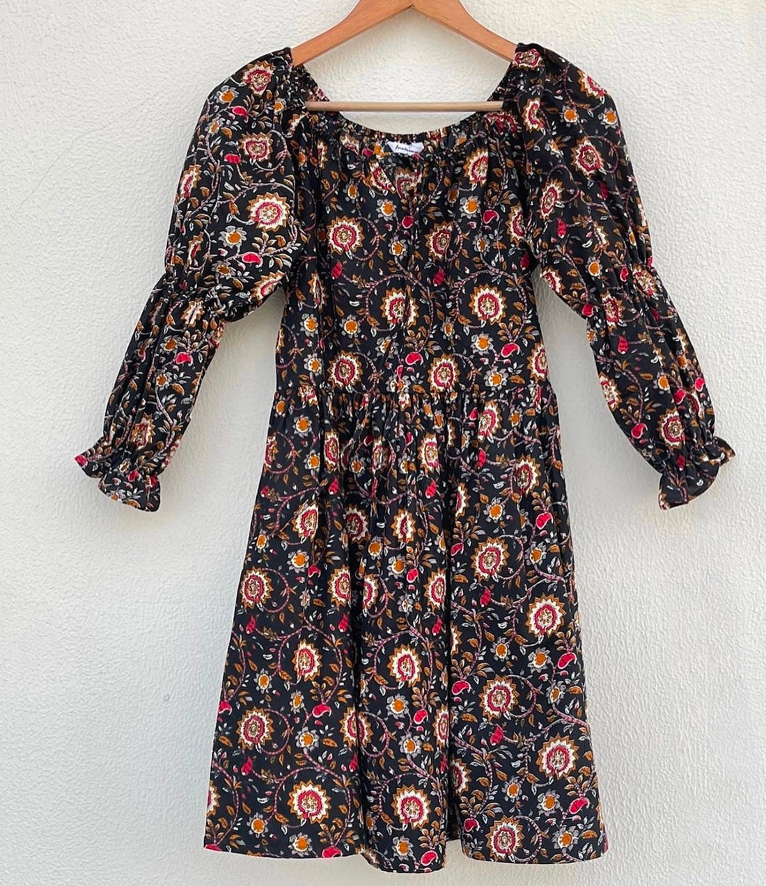 ELASTICATED PUFFED SLEEVES MIDI DRESS
