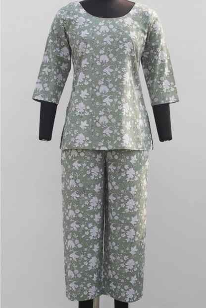 ROUND NECK WITH 3/4TH SLEEVES LOUNGEWEAR