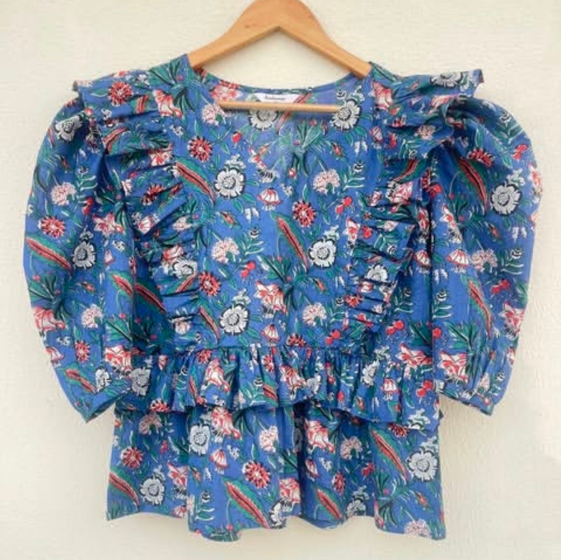 FRILLED FRONT PANEL TOP