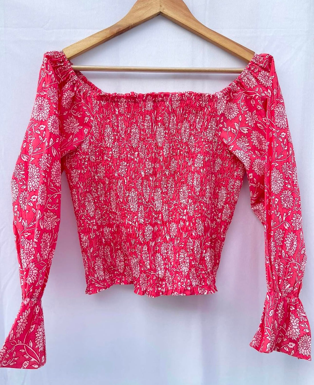 SMOCKED TOP WITH PUFFED SLEEVES