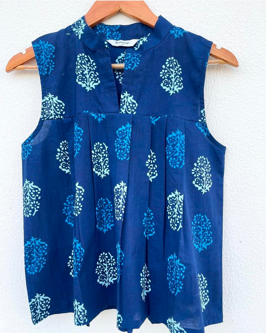 MANDARIN COLLARED TOP