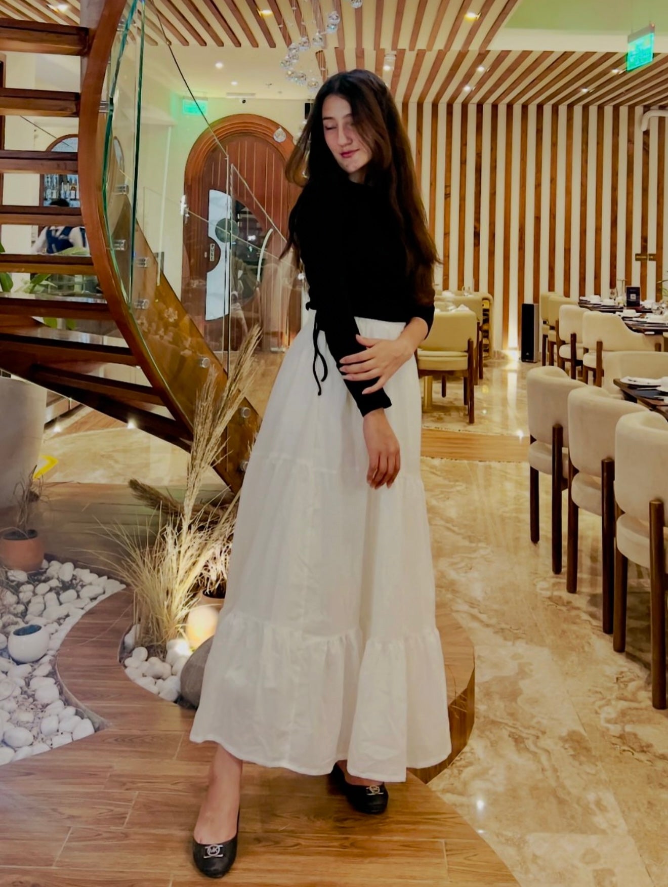 SOLID WHITE TIERED SKIRT