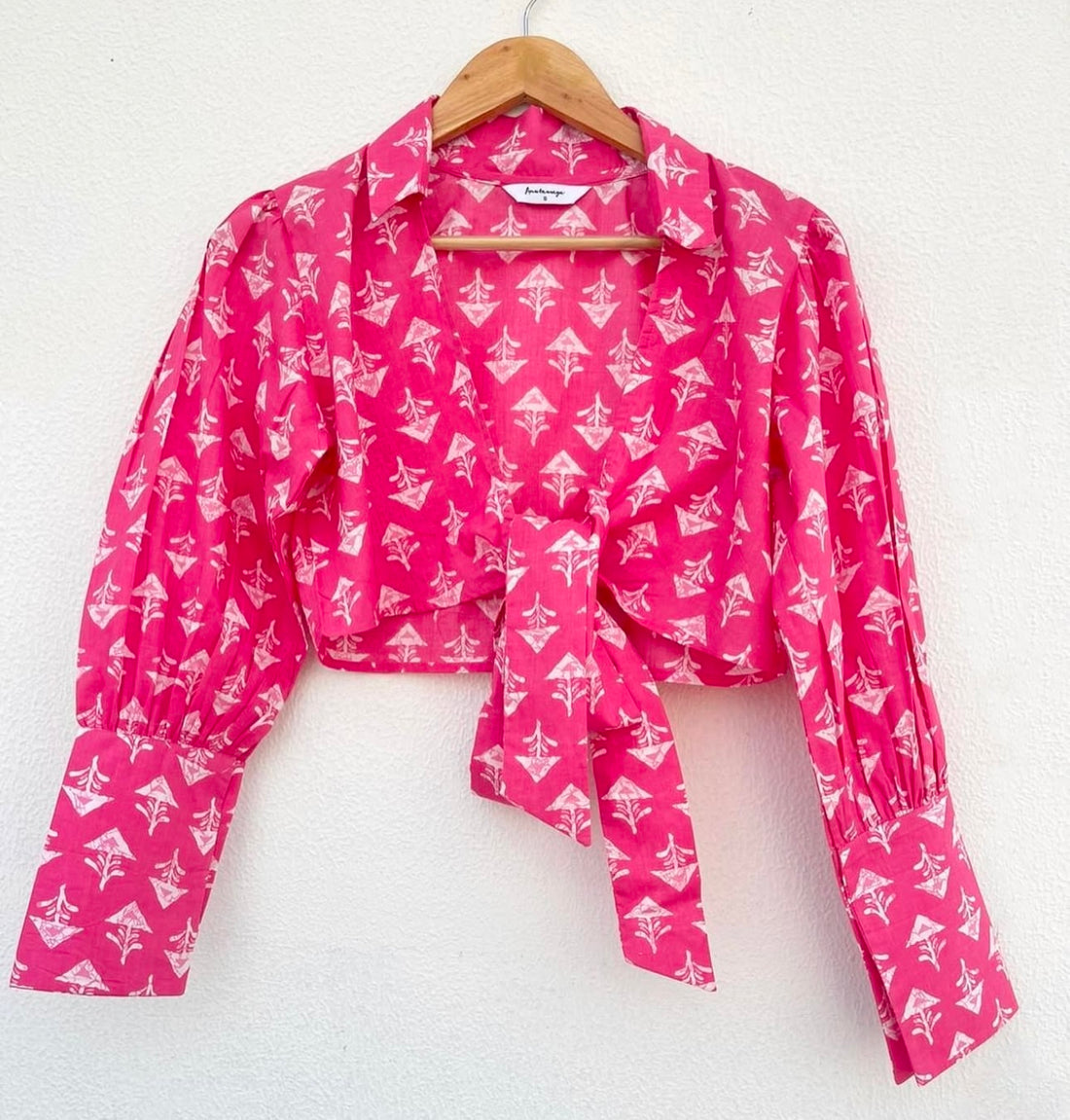 COLLARED FRONT TIE TOP