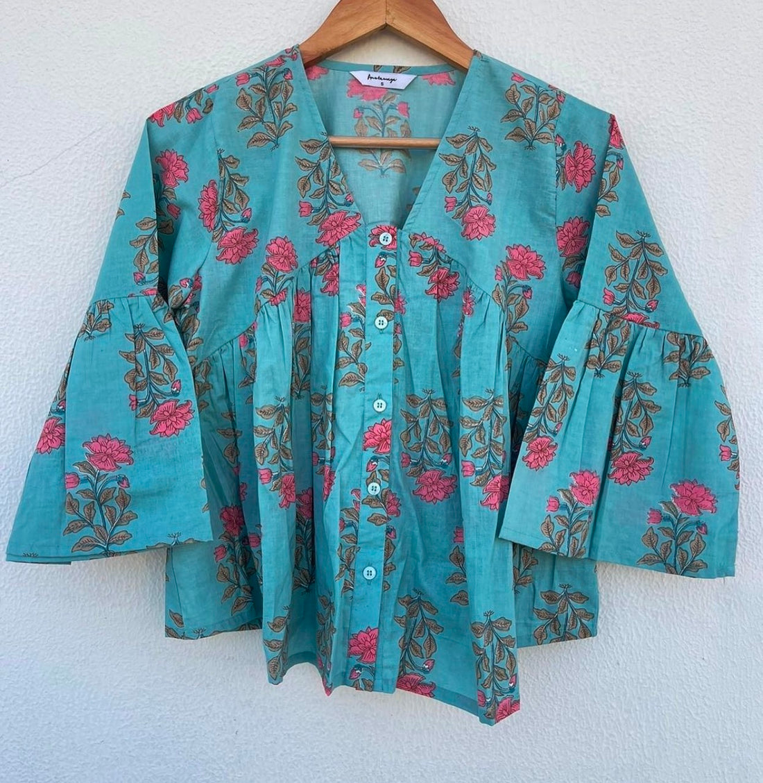 PATTERNED BUTTON DOWN TOP