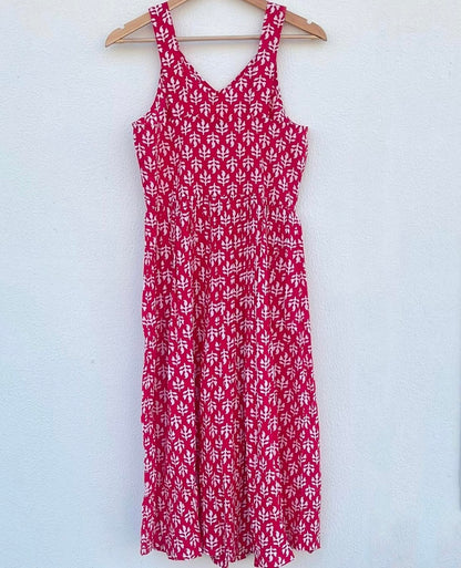 WIDE V NECK STRAP WAIST GATHERED DRESS