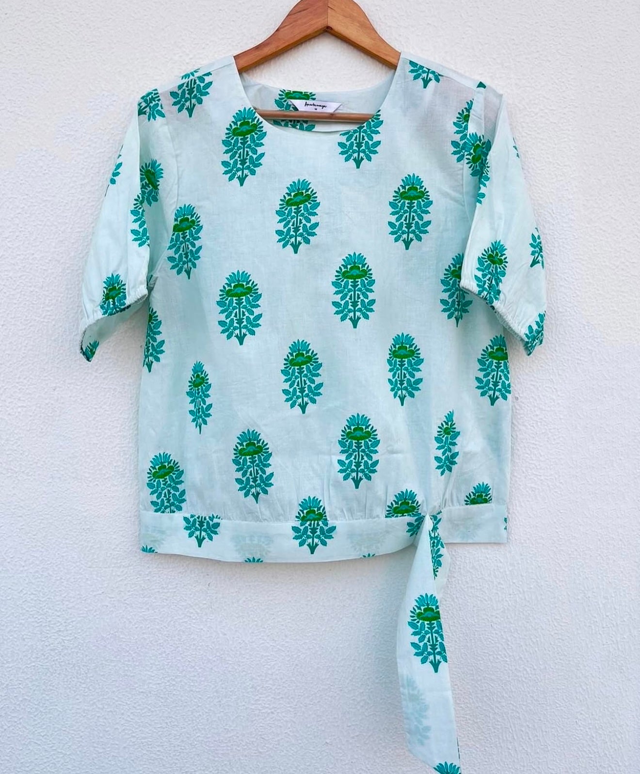BASIC WAIST TIE TOP