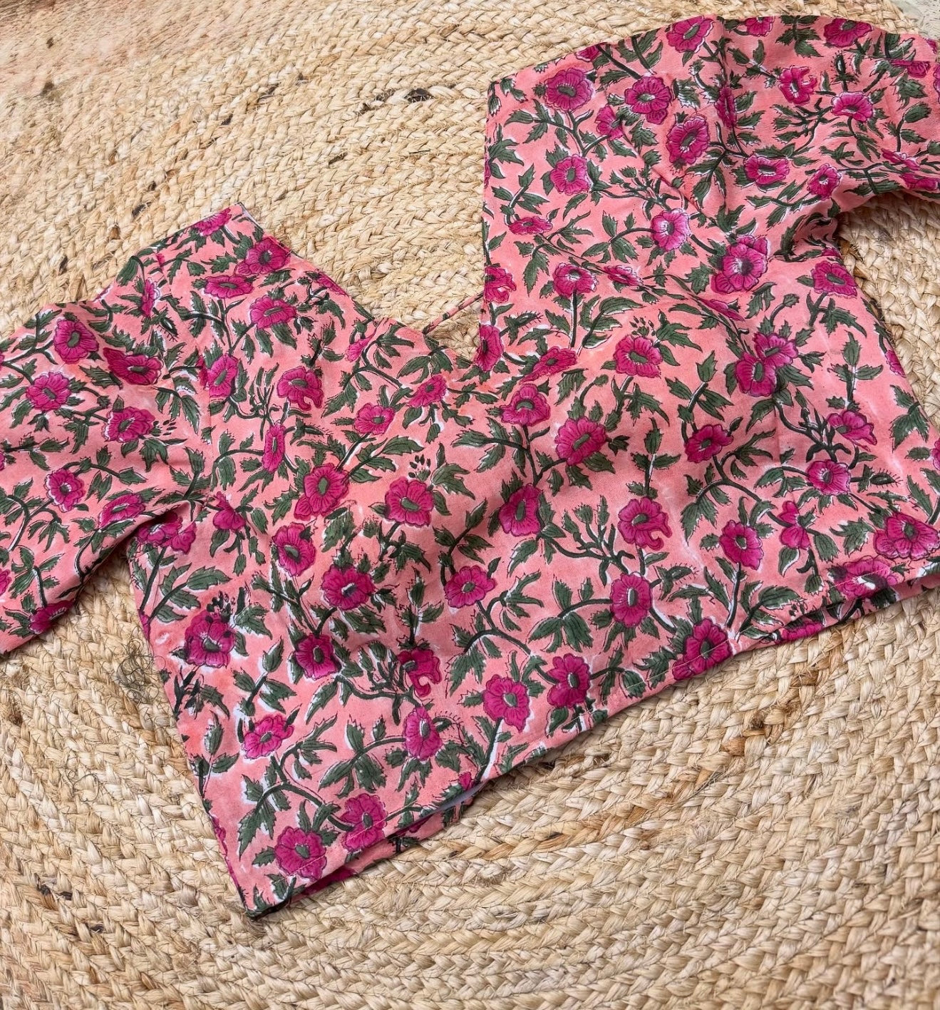 DEEP V-NECK BLOUSE WITH SIDE ZIP