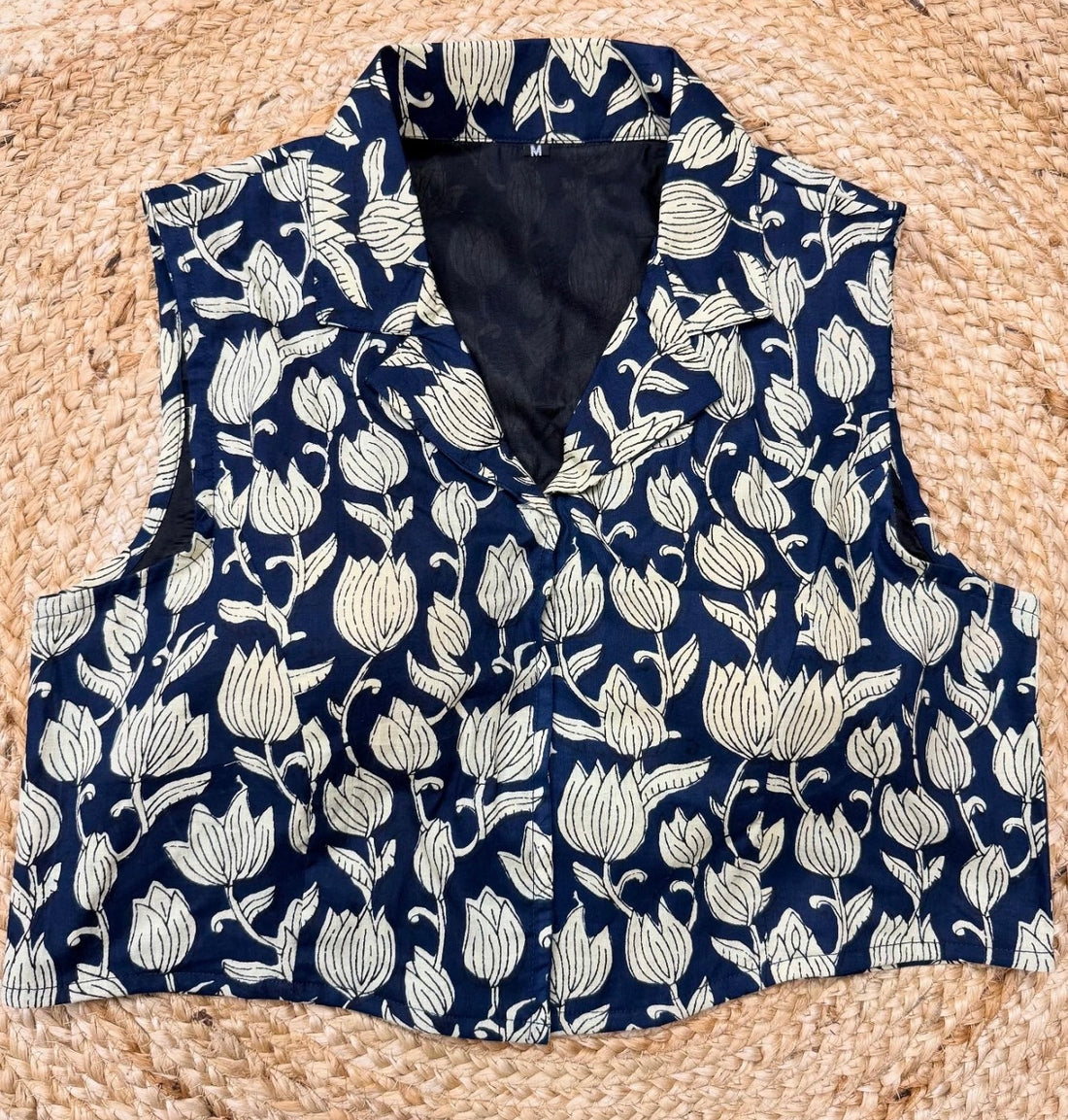 COLLARED FRONT-OPEN BLOUSE