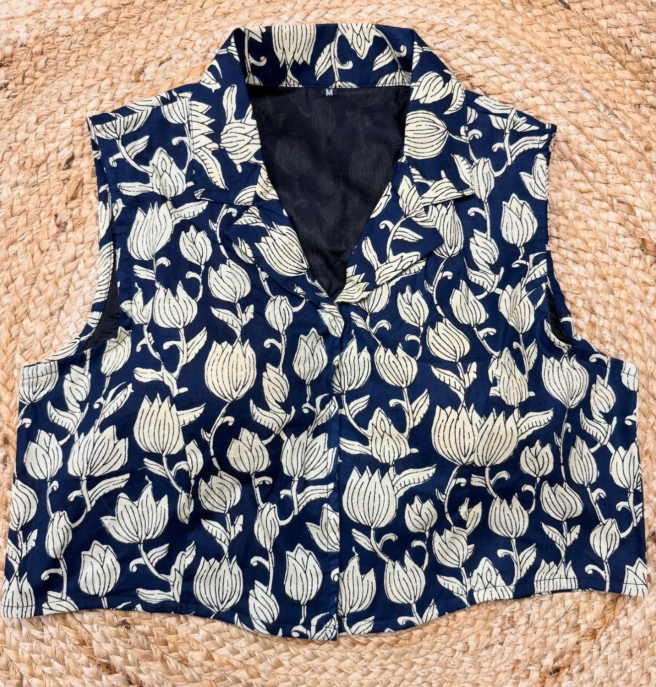 COLLARED FRONT-OPEN BLOUSE