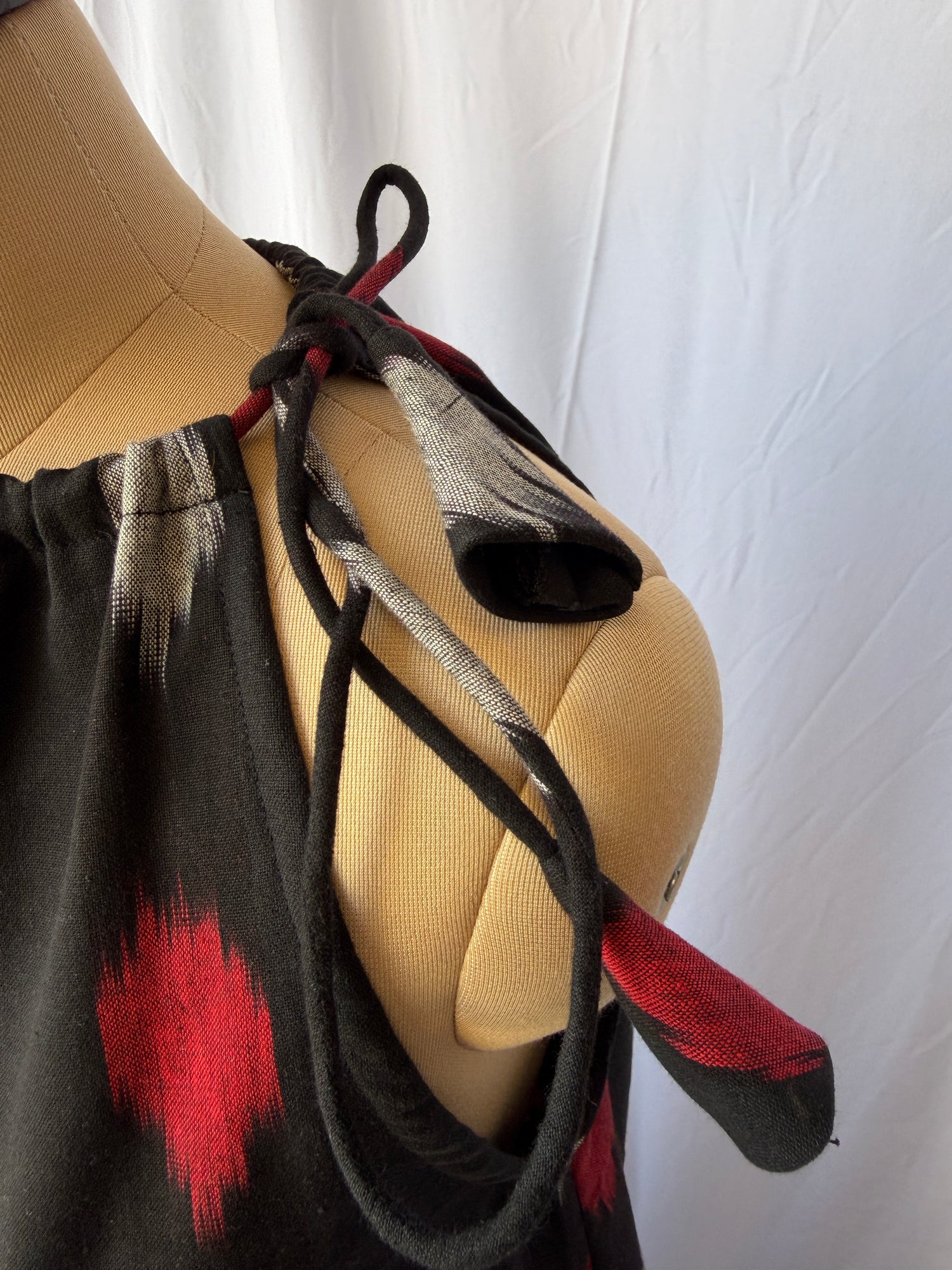 HALTER NECK A-LINE MAXI DRESS