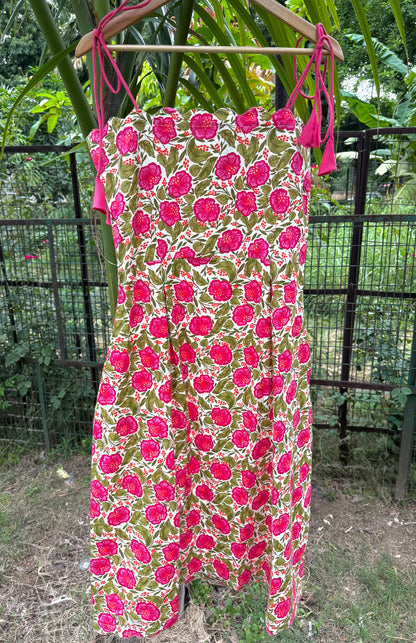 TIE-UP KNOTS SCALLOPED DRESS